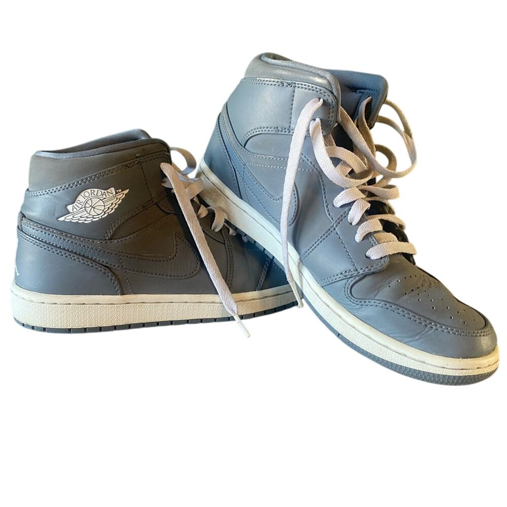 Nike Sneakers Mens Size 8 Air Jordan 1 Mid Cool Grey White Hightop Basketball